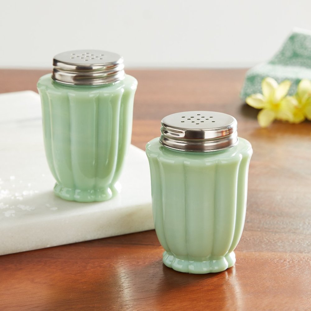The Pioneer Woman Jade Salt & Pepper Shaker